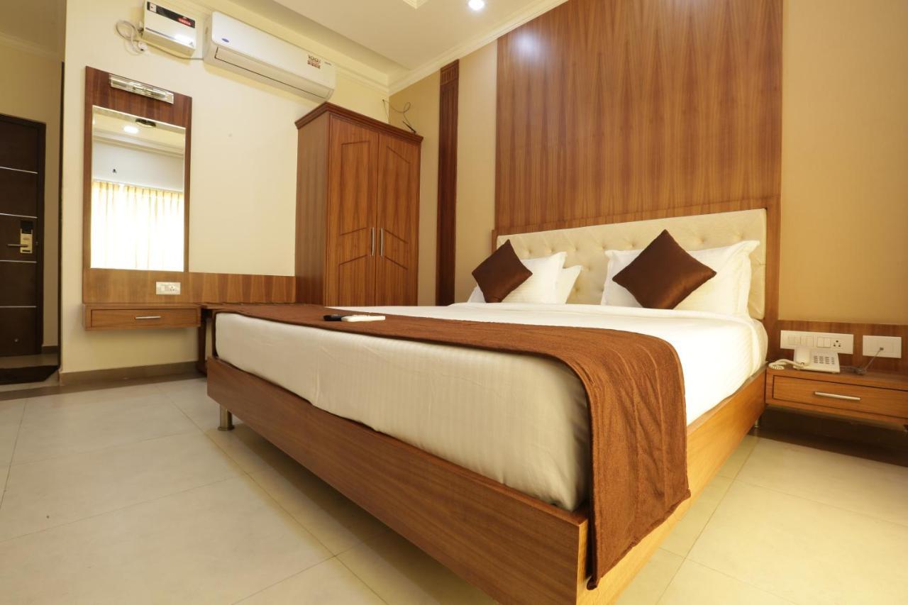 Atlanta Park Chennai Hotel Tambaram Bagian luar foto