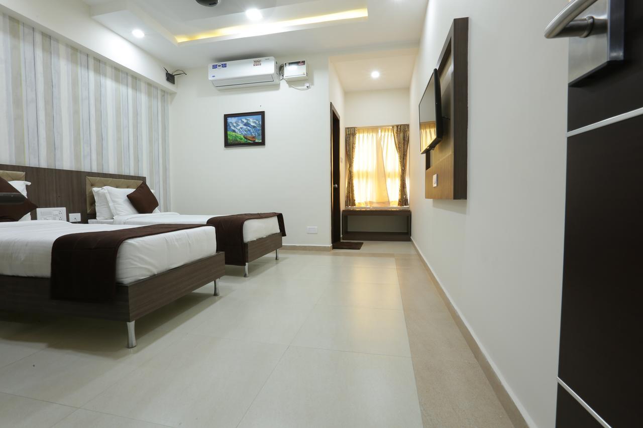 Atlanta Park Chennai Hotel Tambaram Bagian luar foto