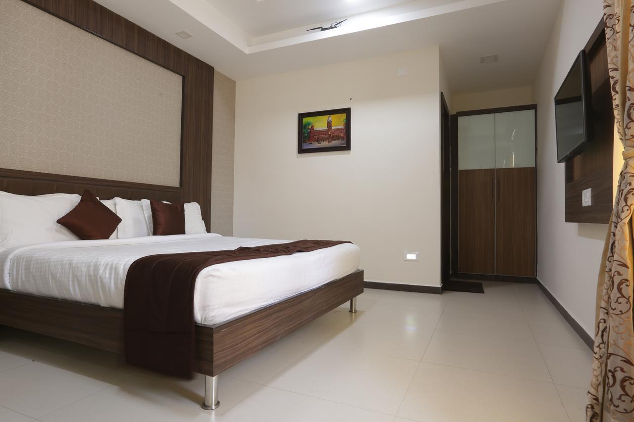 Atlanta Park Chennai Hotel Tambaram Bagian luar foto