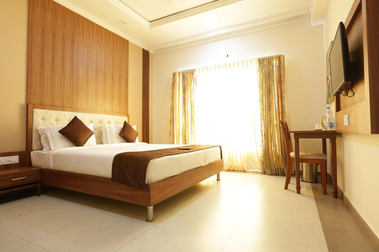 Atlanta Park Chennai Hotel Tambaram Bagian luar foto