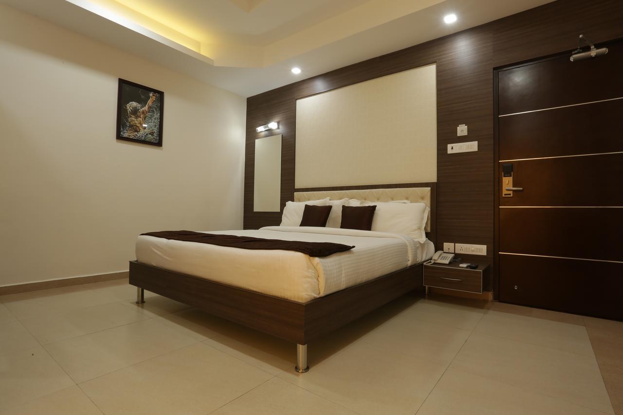 Atlanta Park Chennai Hotel Tambaram Bagian luar foto