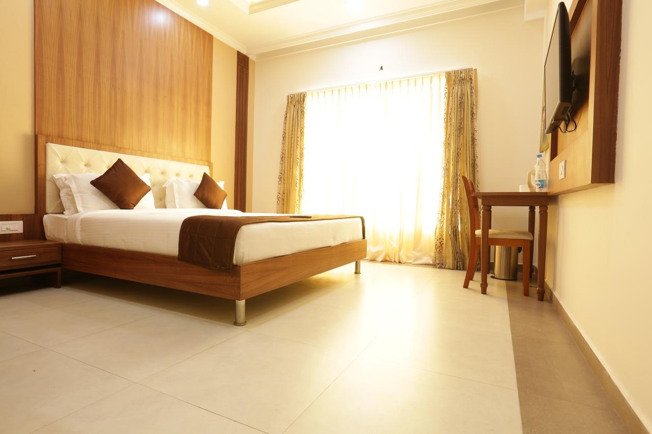Atlanta Park Chennai Hotel Tambaram Bagian luar foto